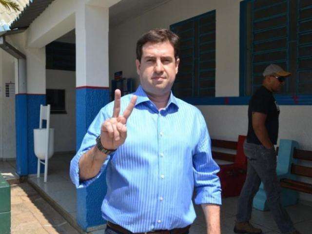 Prefeito de Ponta Por&atilde; fecha equipe de transi&ccedil;&atilde;o e diz n&atilde;o abrir m&atilde;o de t&eacute;cnicos