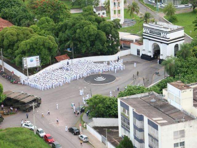 Lad&aacute;rio comemora 241 anos com Festa do Peixe e show nacional