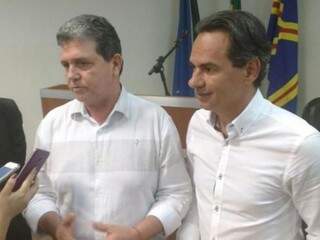 Presidente da Câmara Municipal, João Rocha (PSDB) e prefeito eleito Marquinhos Trad (PSD) viabilizam sonhada harmonia entre Legislativo e Executivo. (Foto: Alberto Dias) 