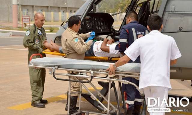 Picado por cobra, homem anda por 5h at&eacute; ser resgatado pela Marinha