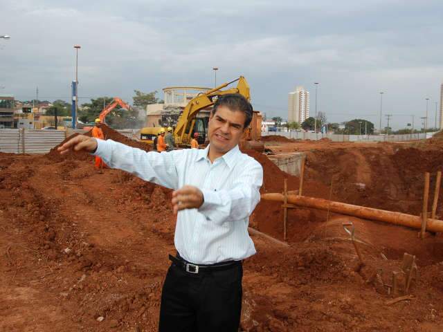  Prefeito n&atilde;o quer comentar aumento do n&uacute;mero de vereadores aprovado pela C&acirc;mara