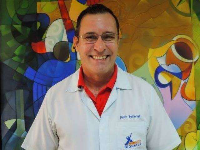 Col&eacute;gio lamenta morte tr&aacute;gica de major, que recebe homenagens de alunos