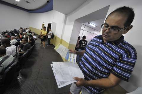Central atende mais de 1 mil pessoas por dia para  tirar d&uacute;vidas sobre IPTU