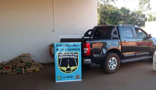 Traficante receberia R$ 15 mil para entregar maconha e haxixe em Goi&acirc;nia 
