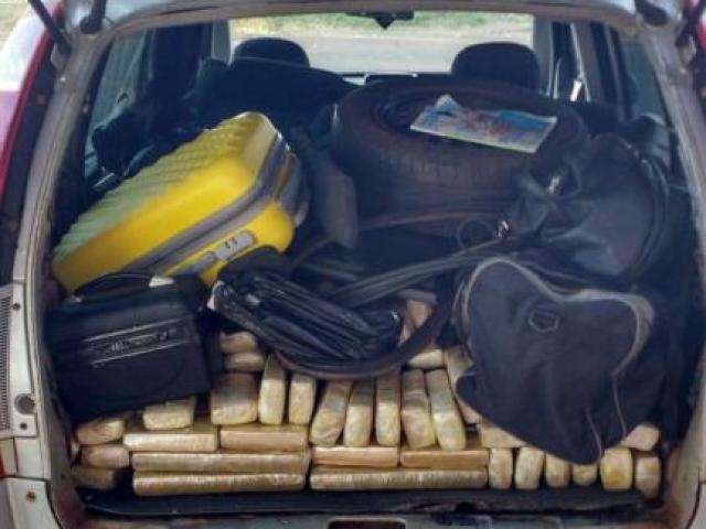 Mulheres receberiam R$ 17 mil para levar droga pela fronteira at&eacute; SP 