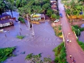 Cheia causou prejuízos também em Miranda. (Foto: Ronaldo Vídeos)