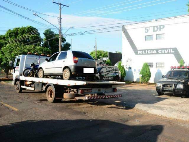 Trio &eacute; preso ap&oacute;s trafegar na contram&atilde;o de rodovia e causar tumulto
