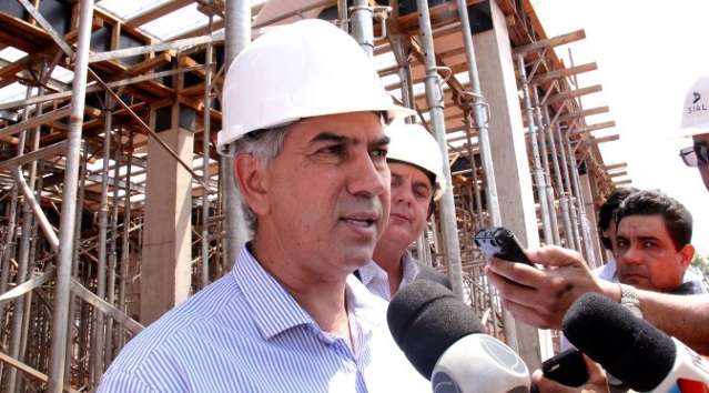 Reinaldo confirma entrega de hospital em Tr&ecirc;s Lagoas at&eacute; mar&ccedil;o de 2019