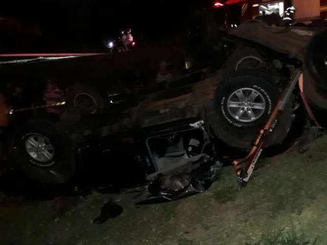 Jovem morre depois de carro cair de pontilh&atilde;o da Mascarenhas de Moraes 