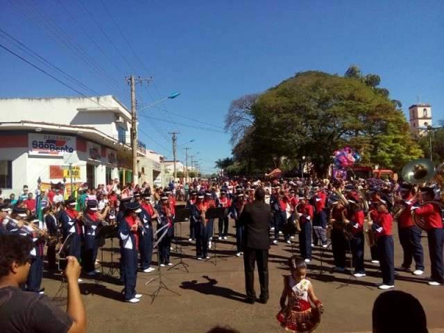 Cidade que homenageia mineiro no nome faz 61 anos nesta segunda-feira