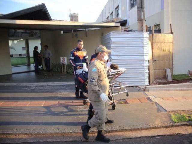Garoto de 9 anos que atirou dentro de escola e se feriu portava pistola 6.35