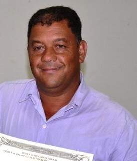 Zé Picareta assume amanhã vaga de vereador assassinado, em Ivinhema. (Foto: Ivinoticias)
