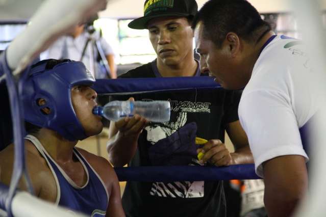 Pugilista que apelou ao boxe para perder peso est&aacute; na final do Brasileiro
