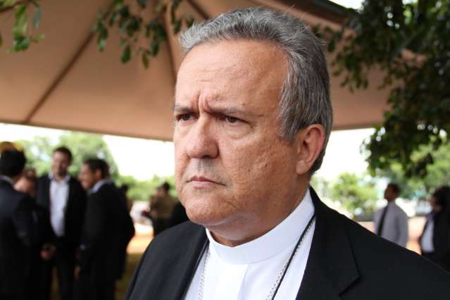 Igreja faz levantamento e pode ceder &aacute;rea para favela s&oacute; no 2&ordm; semestre