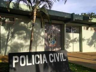 1ª Delegacia de Polícia Civil da cidade, deve investigar o paradeiros dos suspeitos. (Foto: JP News) 