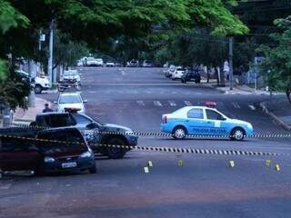 Em 30 de janeiro de 2017, quatro suspeitos que tentavam roubar uma agência bancária foram mortos por policiais do Bope após troca de tiros na na rua Doutor Arthur Jorge (Foto: André Bittar/ Arquivo)