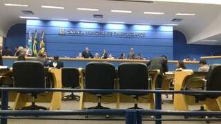 Parlamentares derrubaram veto o prefeito na sessão desta quinta-feira (16). (Foto: Alberto Dias) 