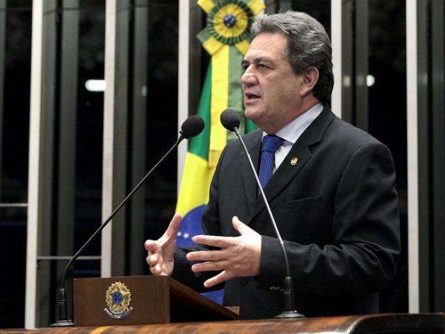 Entre os senadores de MS, apenas Moka pagar&aacute; IR do pr&oacute;prio bolso