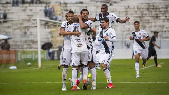 Ponte Preta marca no final e garante vit&oacute;ria sobre o Botafogo