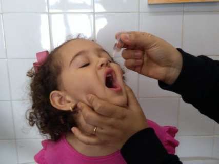 Em MS, só 54% do público-alvo foi vacinado contra polio e sarampo