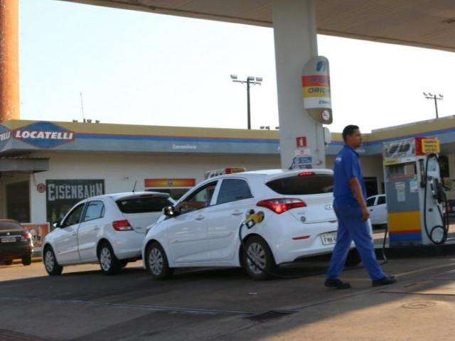 Pre&ccedil;o m&eacute;dio da gasolina cai 0,65% e chega aos R$ 4,11 em MS