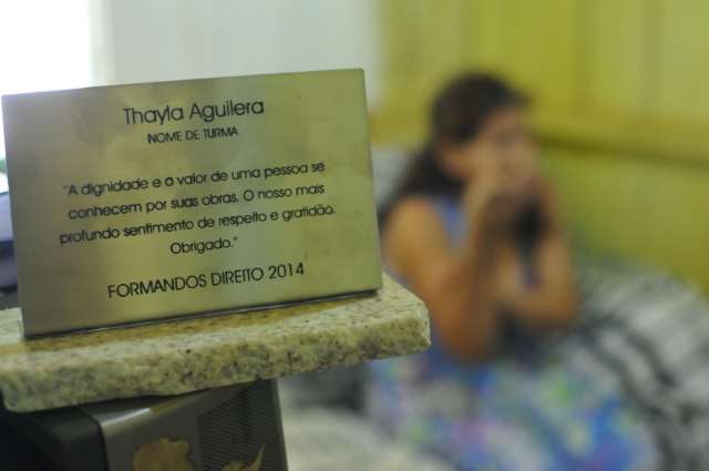M&eacute;dica diz, pela 2&ordf; vez, que jovem morreria em 5 dias e revolta fam&iacute;lia
