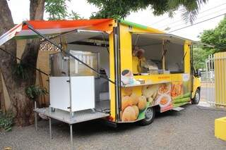 Food truck está estacionado na Coronel Antonino, mas vai para o Villas Boas
