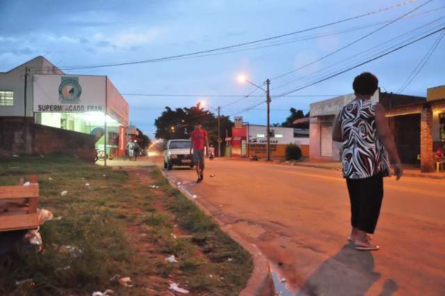 Rivalidade de gangues promove at&eacute; "toque de recolher" em dois bairros