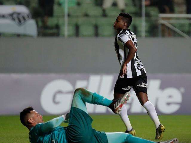 Atl&eacute;tico-MG faz 2 a 1 sobre o Flamengo no est&aacute;dio Independ&ecirc;ncia