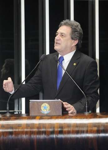 &ldquo;Comiss&atilde;o do impeachment &eacute; leg&iacute;tima e democr&aacute;tica&rdquo;, avalia senador de MS