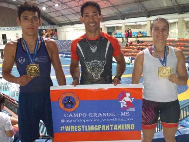 Lutadores de MS conquistam 3 medalhas no Brasileiro Interclubes em Natal