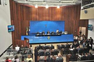 Deputado Marcio Monteiro falou sobre participação de PSDB na adminstração municipal durante abertura dos trabalhos legislativos. (Foto: Luciano Muta)