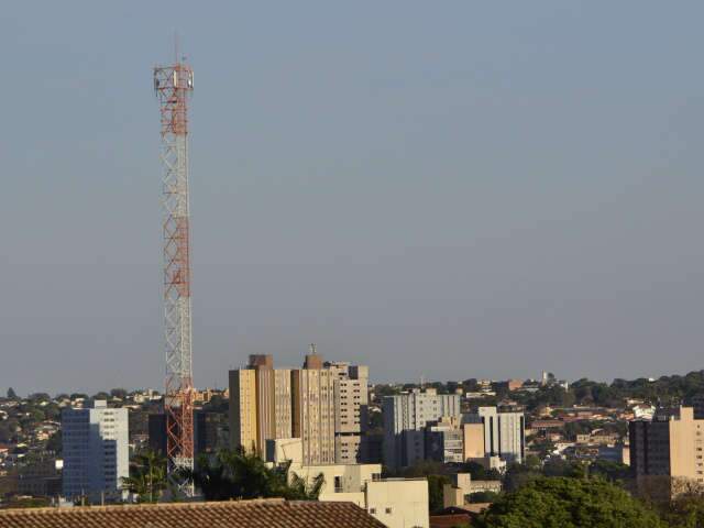  Semana come&ccedil;a com baixa umidade e calor em Campo Grande