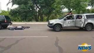 Simula&ccedil;&atilde;o de abordagens para curso do Choque chama a aten&ccedil;&atilde;o em avenida