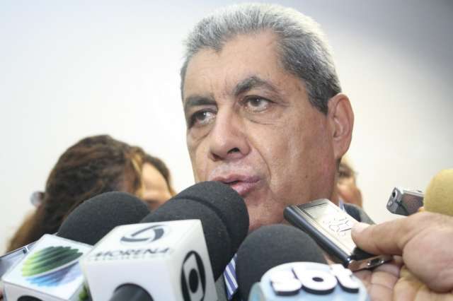 Andr&eacute; admite proibir pesca em rios de baixo estoque, mas rejeita &quot;morat&oacute;ria&quot;