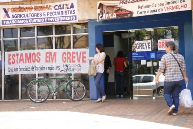 Greve de banc&aacute;rios chega a 11 cidades e fecha 47 ag&ecirc;ncias nesta sexta