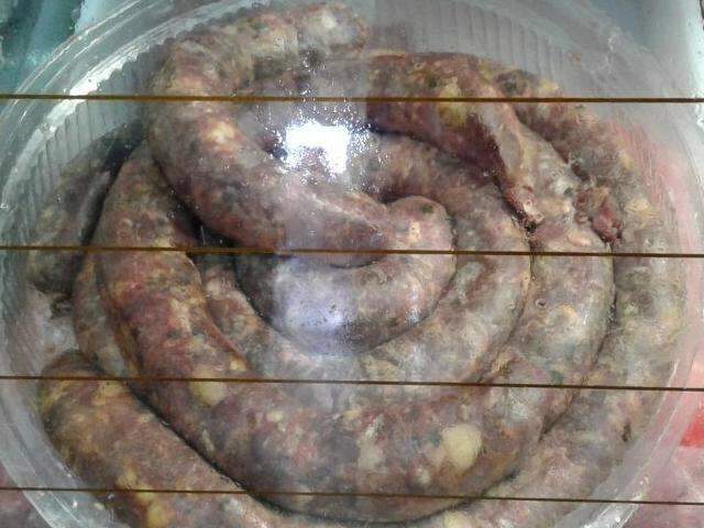 Procon interdita a&ccedil;ougue que usava carne estragada para fazer lingui&ccedil;a