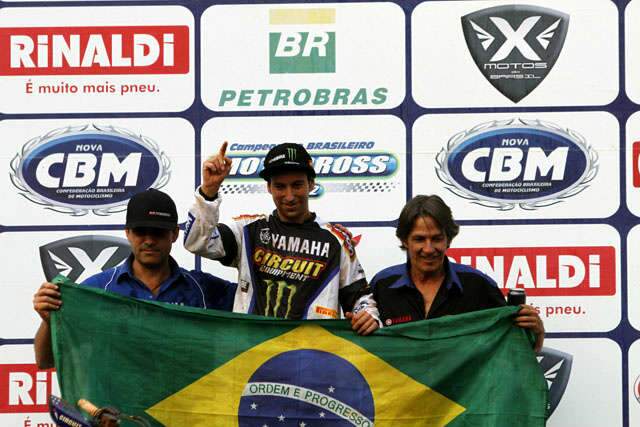  Espanhol garante t&iacute;tulo brasileiro no Motocross em etapa realizada em Dourados