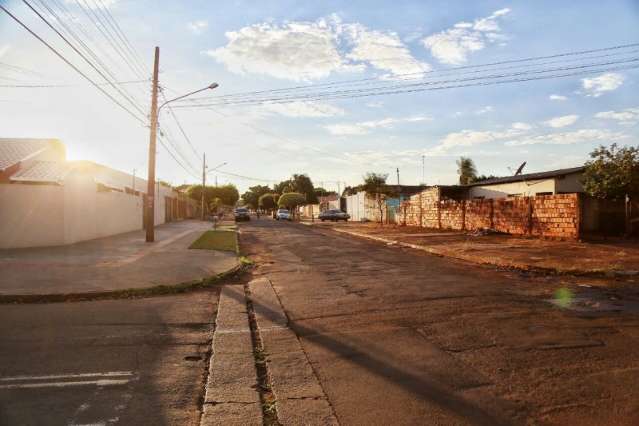 Calor domina os pr&oacute;ximos dias, mas frio deve dar as caras na quarta-feira