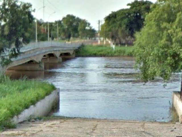 Chuva n&atilde;o d&aacute; tr&eacute;gua e n&iacute;vel do Rio Taquari continua acima do normal