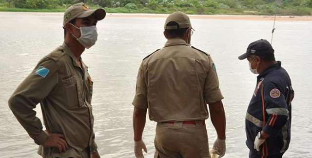 Corpo &eacute; encontrado boiando no Rio Taquari e motivo da morte &eacute; desconhecido