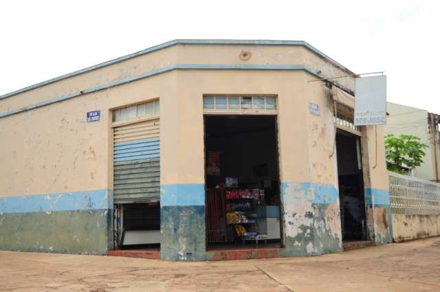 Mercearia aos moldes antigos, mas sem fiado