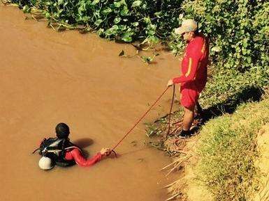 Bombeiros fazem buscas por crian&ccedil;a de 2 anos desaparecida no Rio Taquari