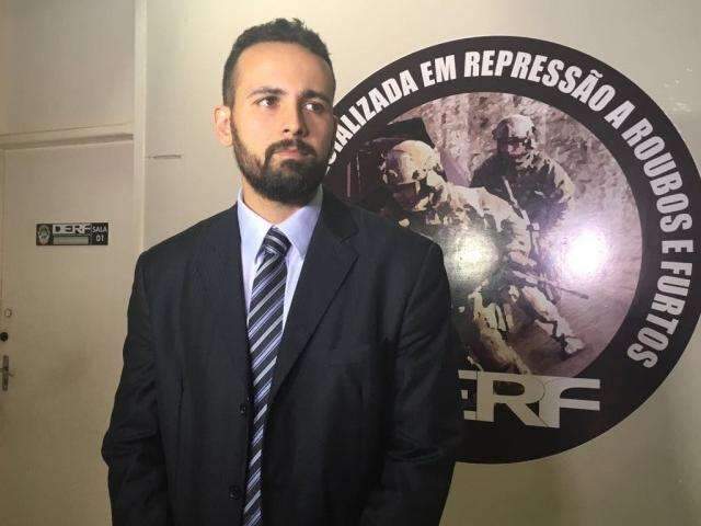 Capital registra um roubo por hora e celular &eacute; o preferido dos bandidos