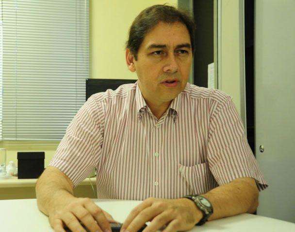 Bernal invade programa de candidatos a deputado e ataca advers&aacute;rios