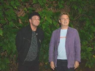 Ex-guitarrista da banda inglesa The Police, Andy Summers, se apresenta junto com o baixista do Barão Vermelho, Rodrigo Santos