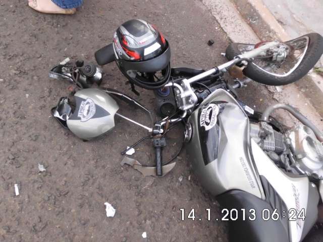 Carro que se envolveu em dois acidentes nesta manh&atilde; t&ecirc;m v&aacute;rias multas