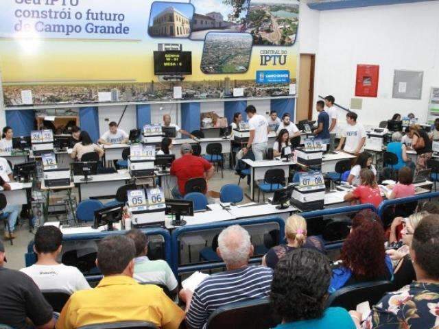 Prefeitura far&aacute; plant&atilde;o no fim de semana para receber ades&otilde;es ao Refis