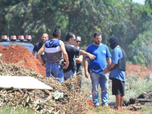 Ex-viciada, mulher &lsquo;perdeu&rsquo; filho para Nando e agora chora dia e noite