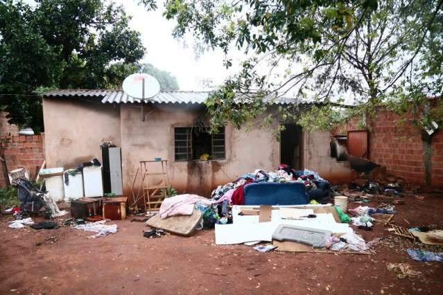 Pol&iacute;cia apura se vazamento de g&aacute;s provocou inc&ecirc;ndio que matou meninos